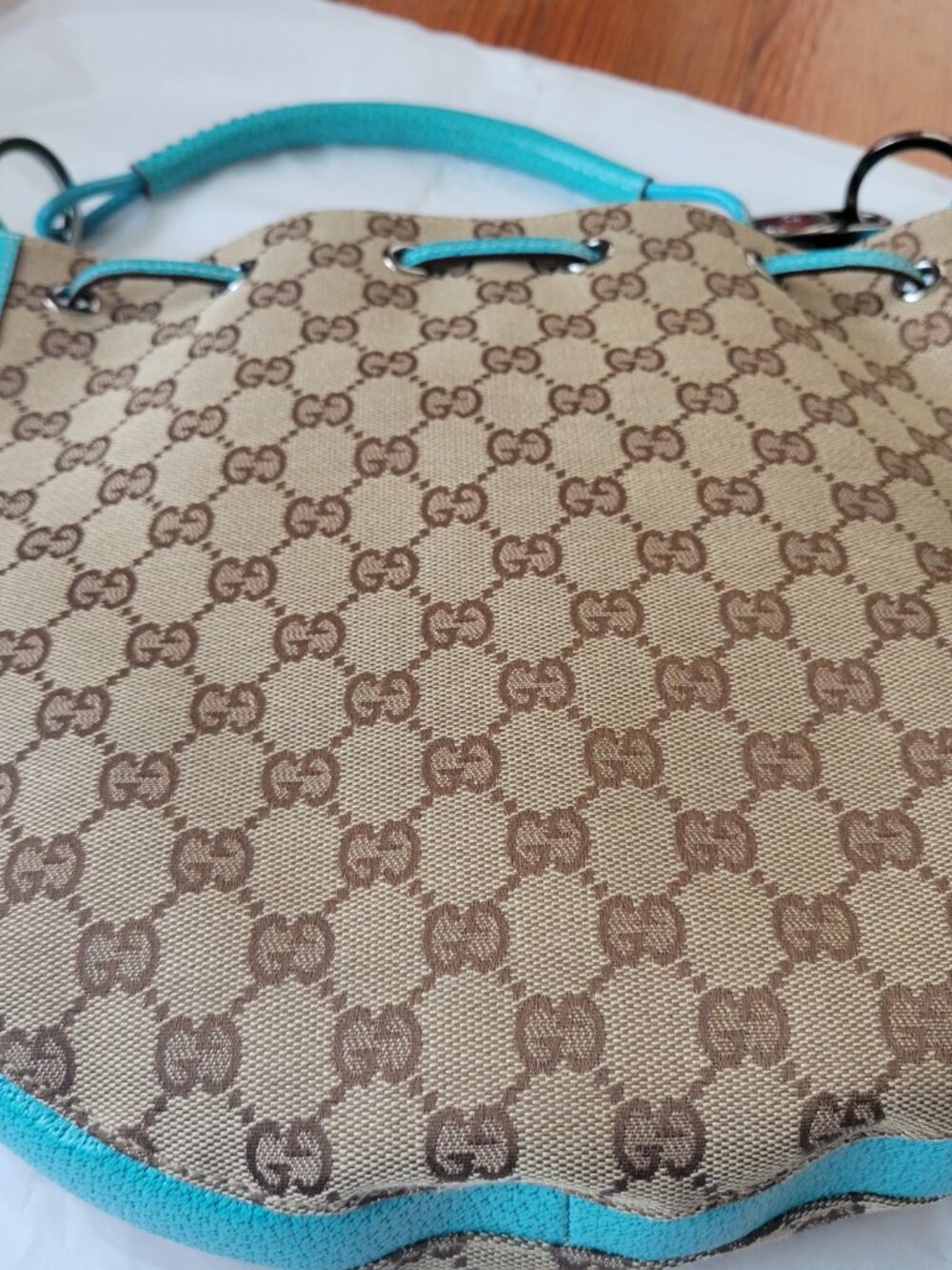Authentic Tom Ford era Turquoise Gucci Hobo - Picture 5 of 16